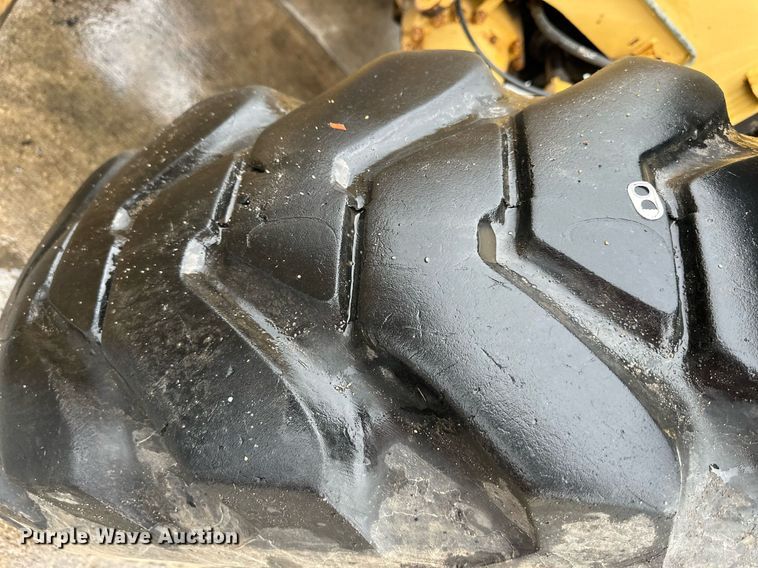 image for item DW2898 1996 Caterpillar TH83  telehandler