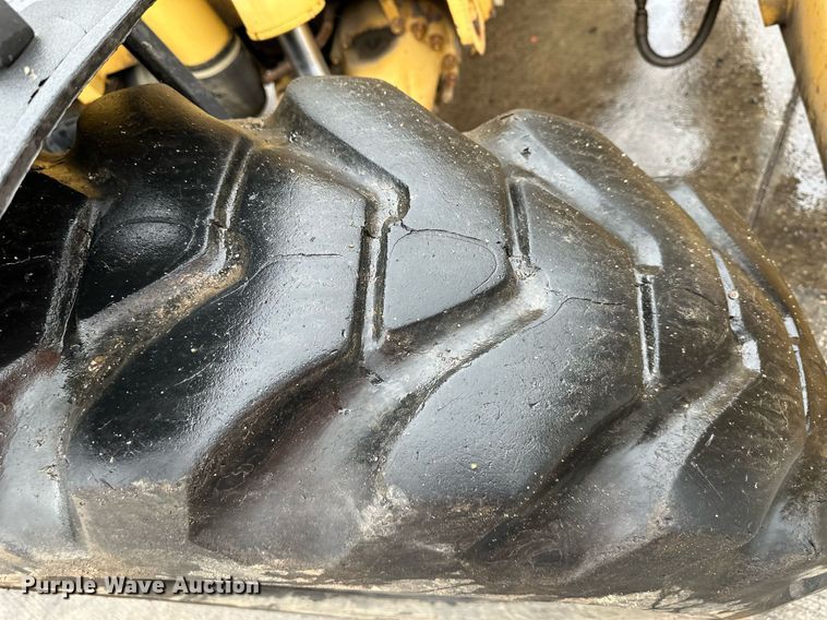 image for item DW2898 1996 Caterpillar TH83  telehandler