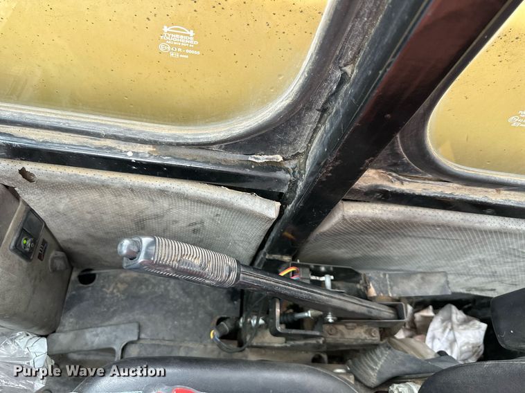 image for item DW2899 2003 Caterpillar TH83  telehandler