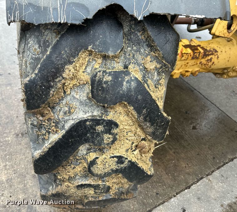 image for item DW2899 2003 Caterpillar TH83  telehandler