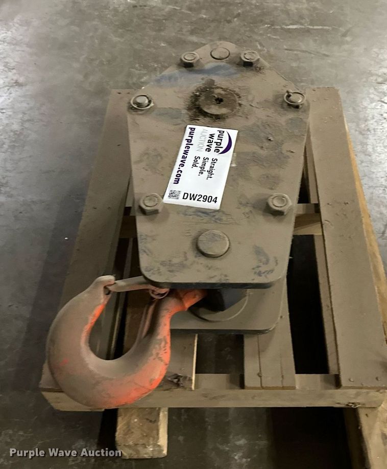 image for item DW2904 Crane hook