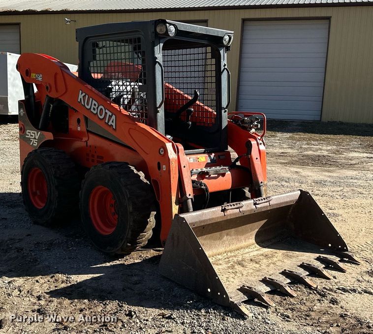 image for item DW2914 2016 Kubota SSV75  skid steer loader