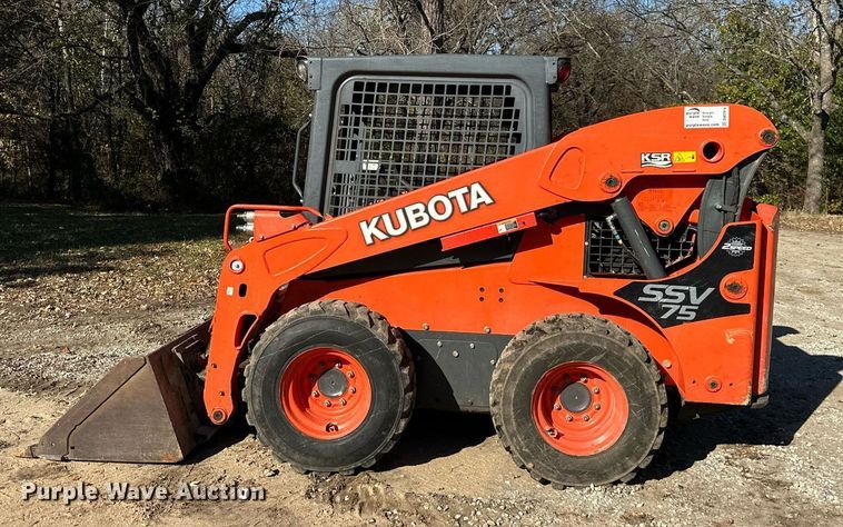 image for item DW2914 2016 Kubota SSV75  skid steer loader