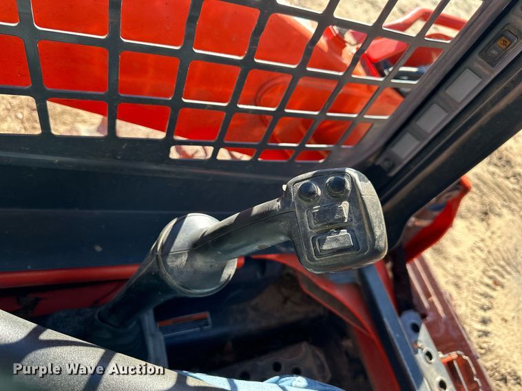 image for item DW2914 2016 Kubota SSV75  skid steer loader