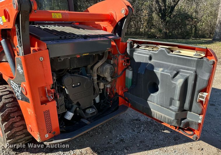 image for item DW2914 2016 Kubota SSV75  skid steer loader