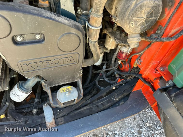 image for item DW2914 2016 Kubota SSV75  skid steer loader