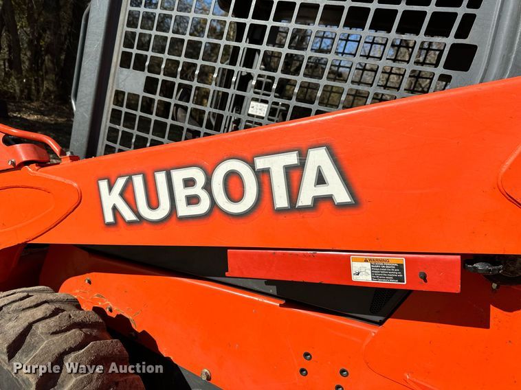 image for item DW2914 2016 Kubota SSV75  skid steer loader