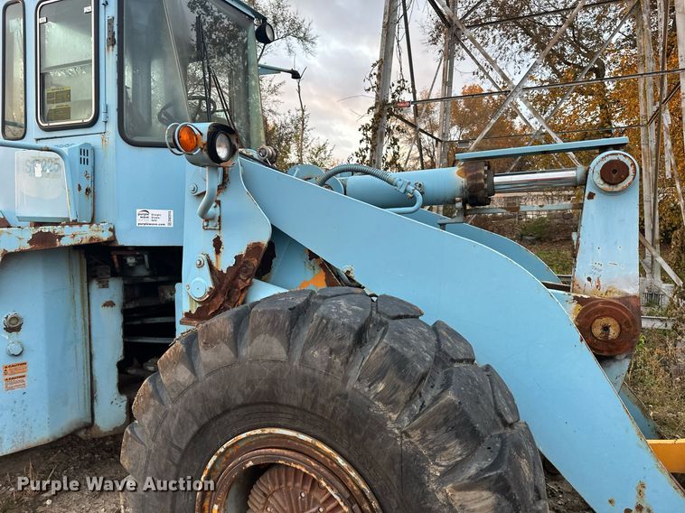 image for item DW2915 1999 Hyundai HL760  wheel loader