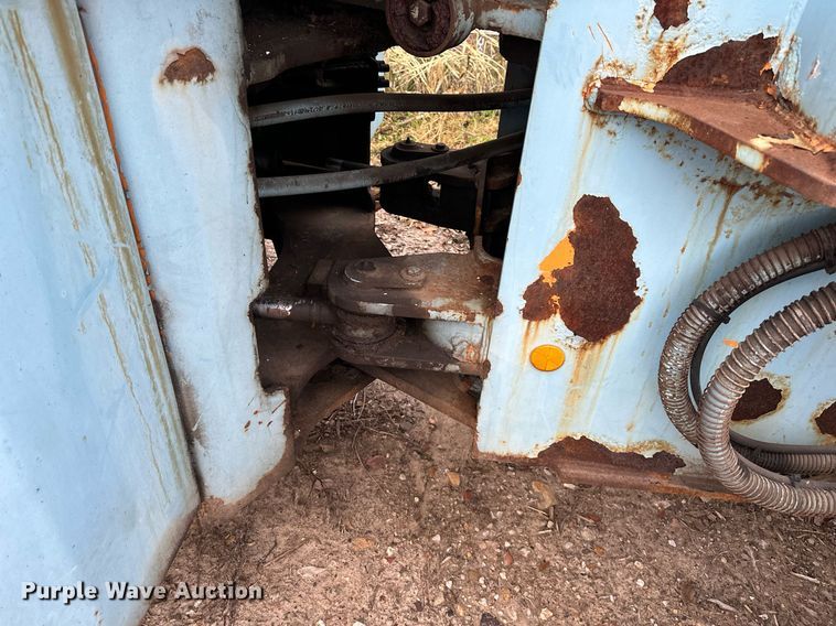 image for item DW2915 1999 Hyundai HL760  wheel loader