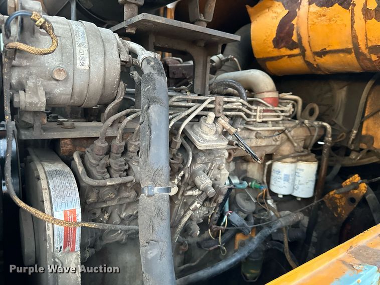 image for item DW2915 1999 Hyundai HL760  wheel loader