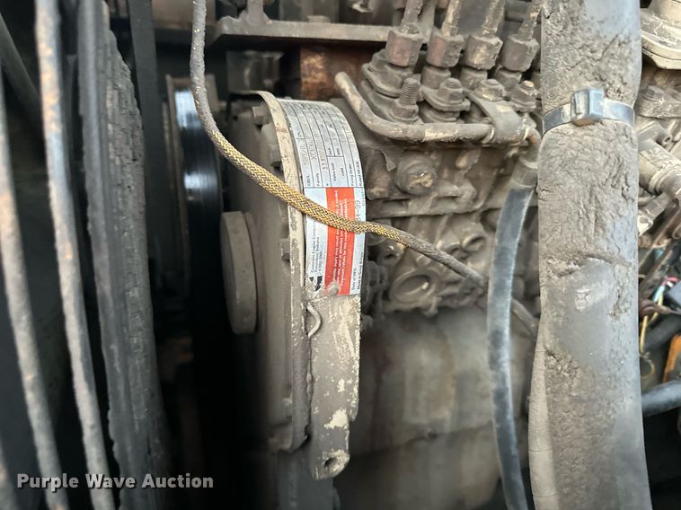 image for item DW2915 1999 Hyundai HL760  wheel loader