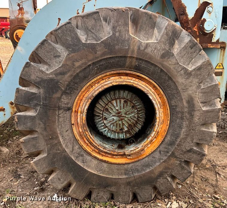 image for item DW2915 1999 Hyundai HL760  wheel loader