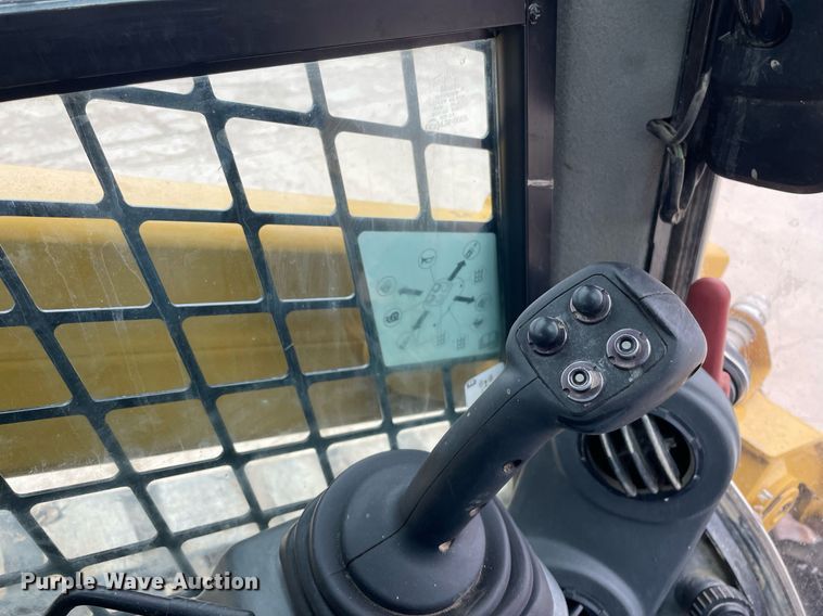 image for item GG9758 2018 Caterpillar 289D  tracked skid steer loader