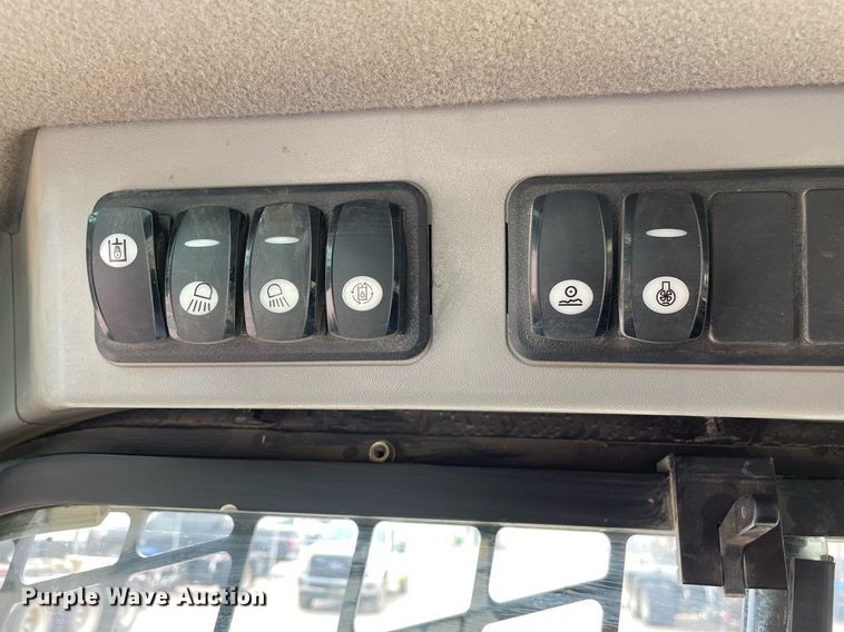 image for item GG9758 2018 Caterpillar 289D  tracked skid steer loader