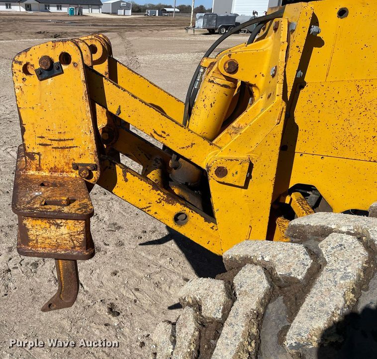 image for item GG9774 1987 John Deere 770 B-H  motor grader