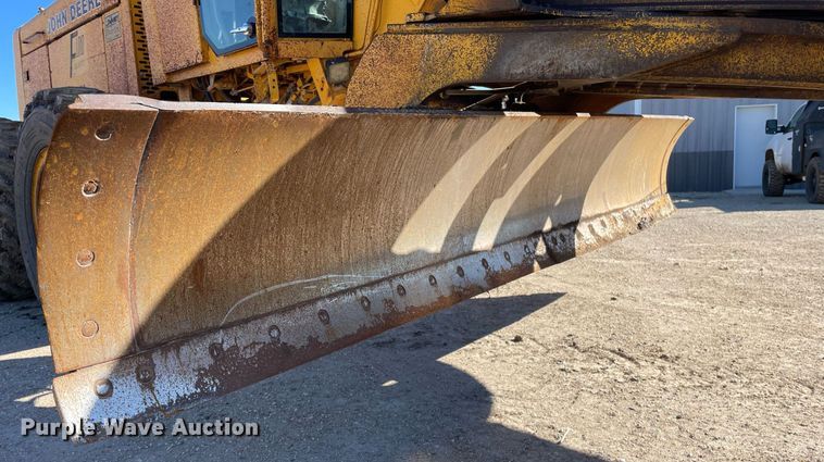 image for item GG9774 1987 John Deere 770 B-H  motor grader