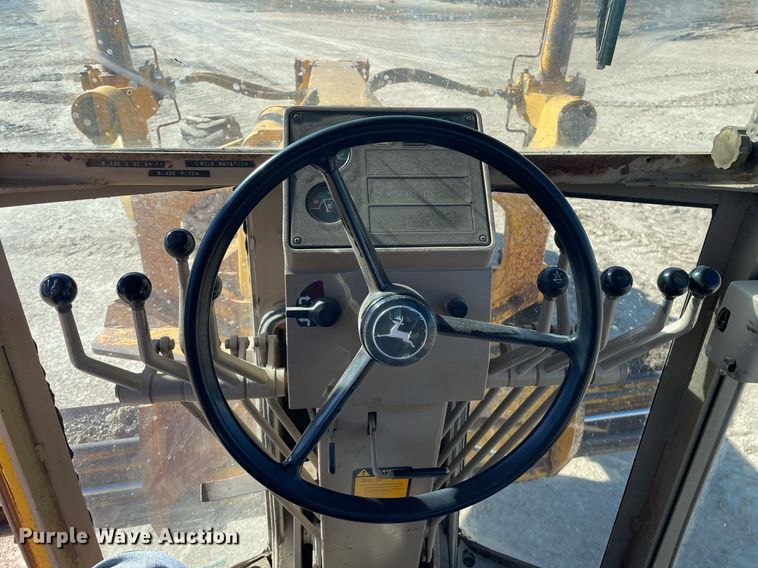 image for item GG9774 1987 John Deere 770 B-H  motor grader