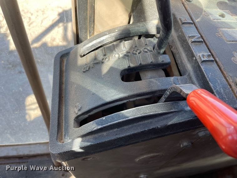 image for item GG9774 1987 John Deere 770 B-H  motor grader