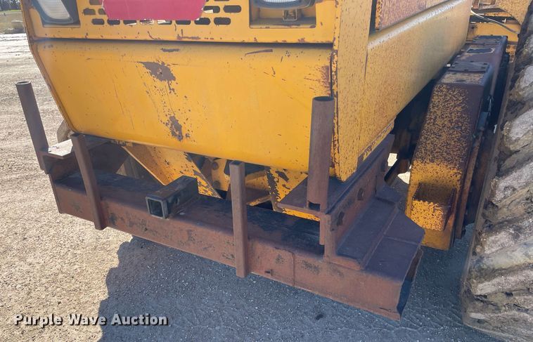 image for item GG9774 1987 John Deere 770 B-H  motor grader