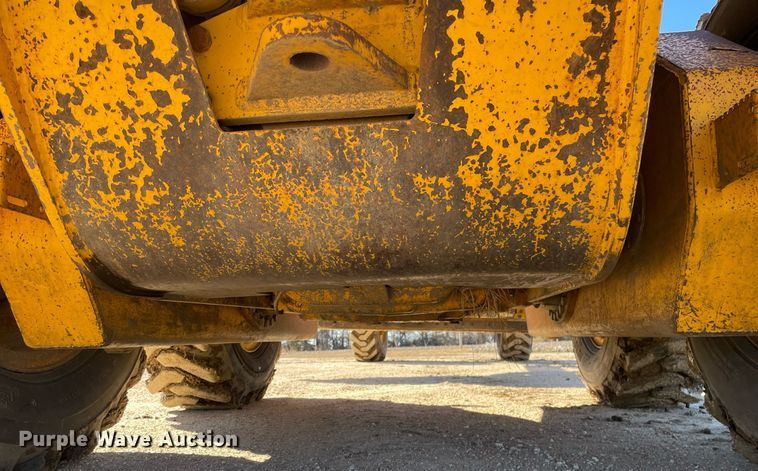 image for item GG9774 1987 John Deere 770 B-H  motor grader