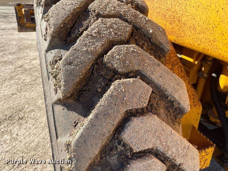 image for item GG9774 1987 John Deere 770 B-H  motor grader