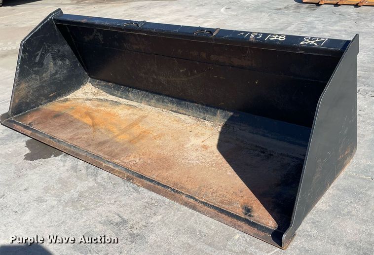 image for item GG9778 Skid steer bucket