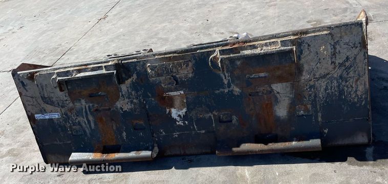 image for item GG9779 Bobcat  skid steer bucket