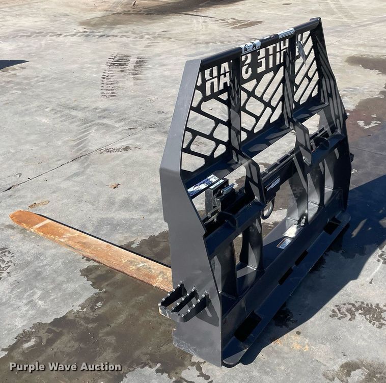 image for item GG9780 2021 Paladin 30945  skid steer forks