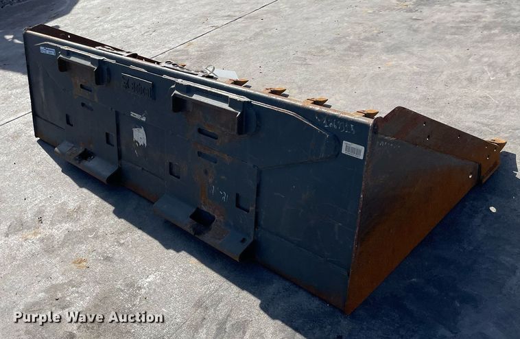 image for item GG9781 Bobcat  skid steer bucket