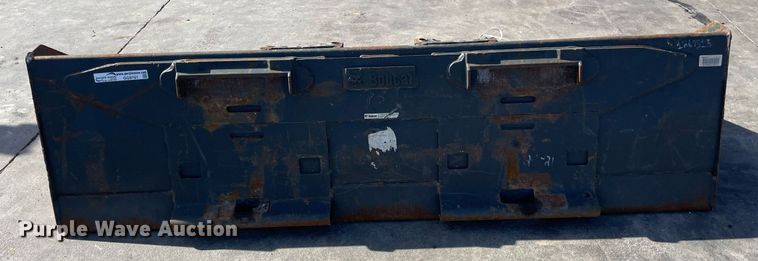 image for item GG9781 Bobcat  skid steer bucket