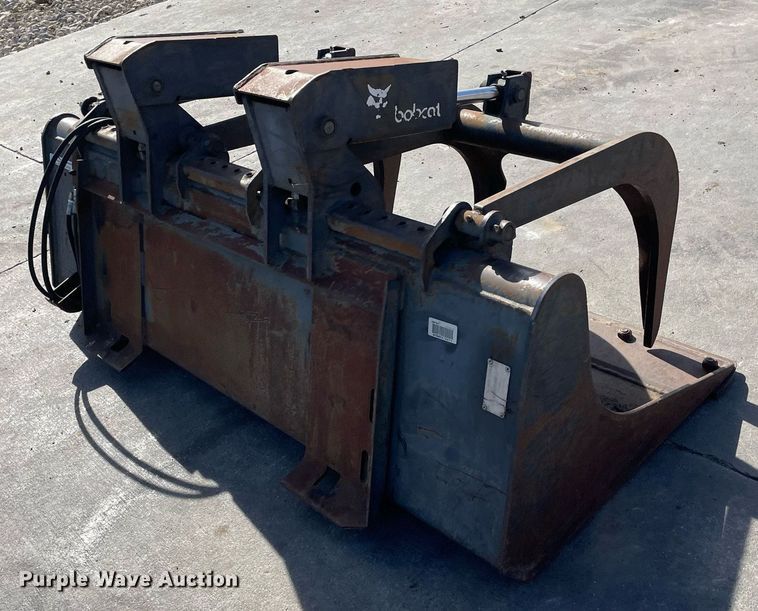 image for item GG9782 Bobcat 66 Industrial  skid steer grapple bucket