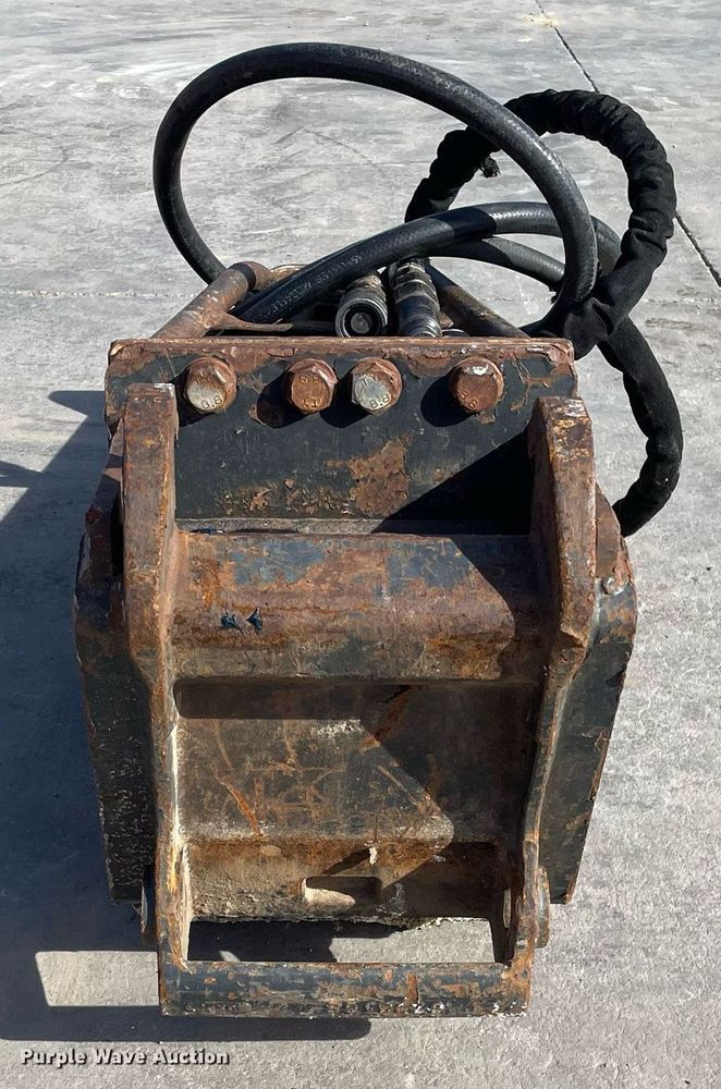 image for item GG9786 Bobcat HB980  breaker