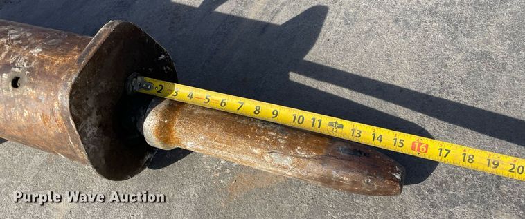 image for item GG9786 Bobcat HB980  breaker