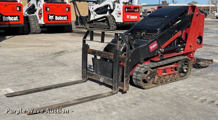 image for item GG9788 Toro Dingo 22321  compact utility loader