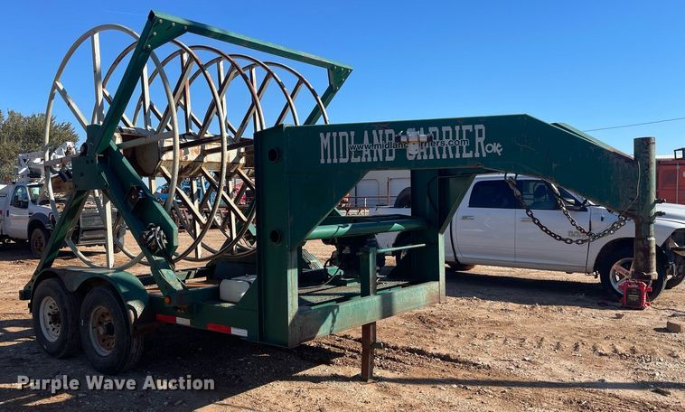 image for item GG9799 2015 Midland Carrier LF-2640  reel trailer