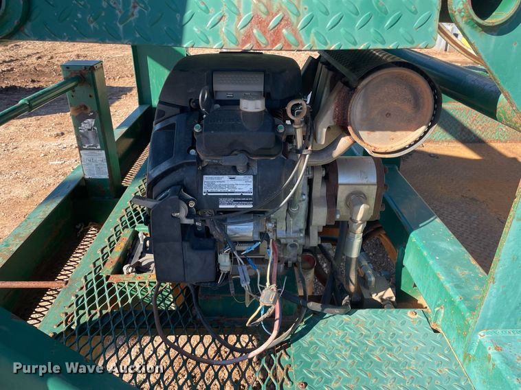 image for item GG9799 2015 Midland Carrier LF-2640  reel trailer