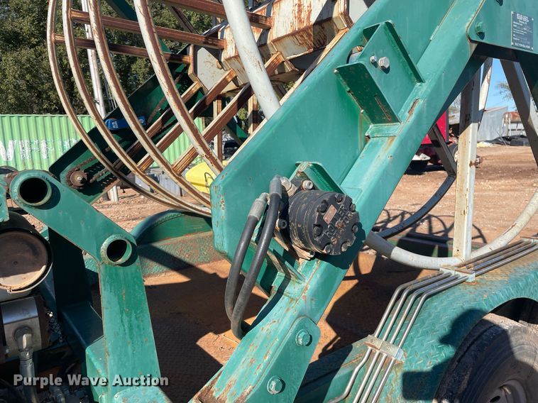 image for item GG9799 2015 Midland Carrier LF-2640  reel trailer