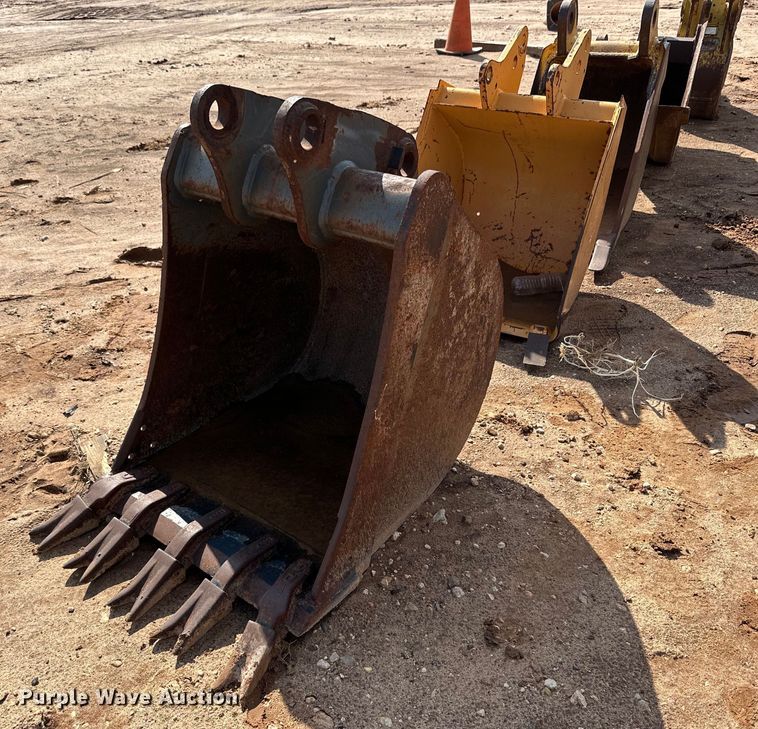 image for item IB9247 23" W bucket