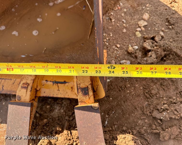 image for item IB9248 23" W bucket