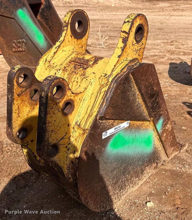 image for item IB9249 24" W bucket