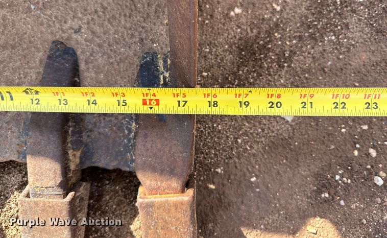 image for item IB9249 24" W bucket