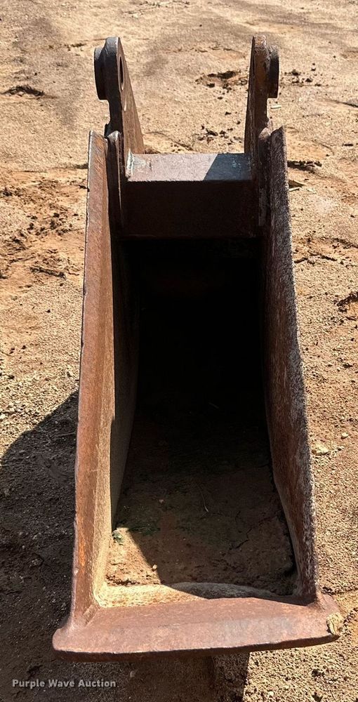 image for item IB9250 11" W bucket