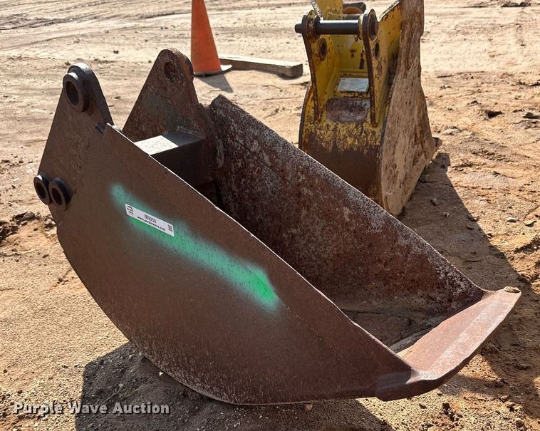 image for item IB9250 11" W bucket