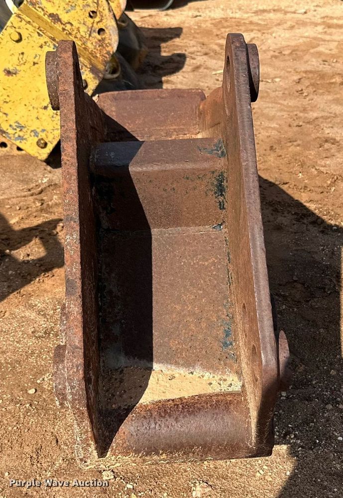 image for item IB9250 11" W bucket