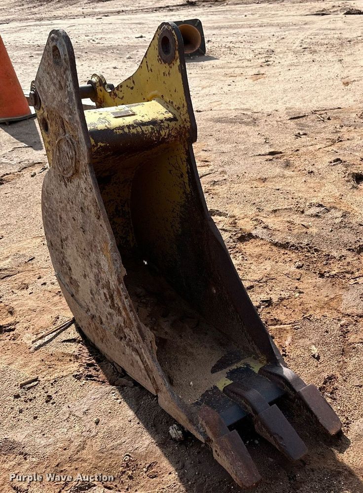 image for item IB9251 12" W bucket