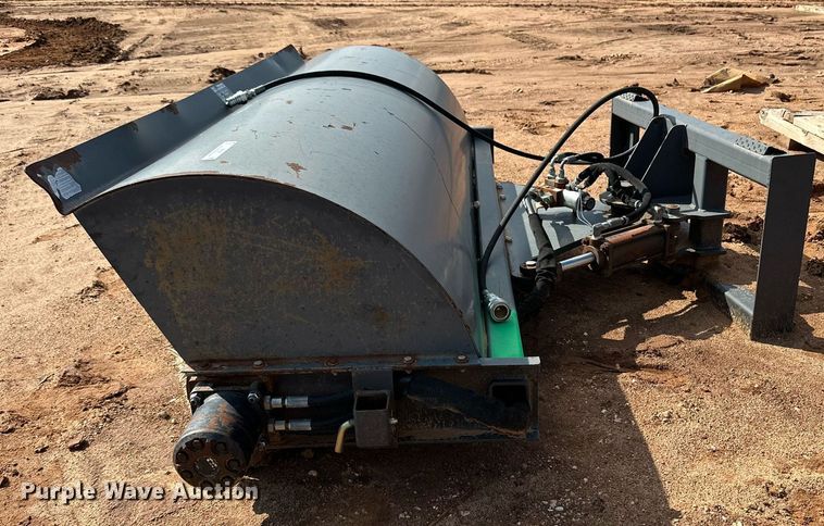 image for item IB9252 89" W skid steer broom