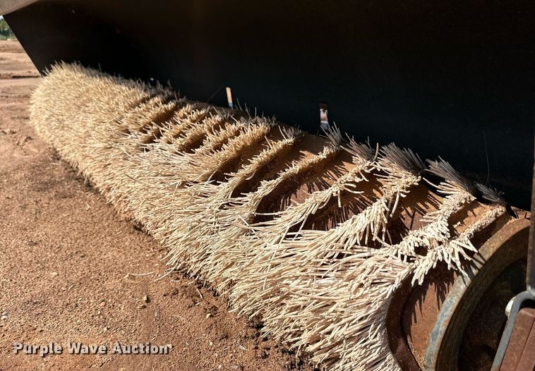 image for item IB9252 89" W skid steer broom