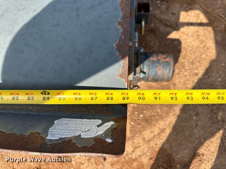 image for item IB9252 89" W skid steer broom