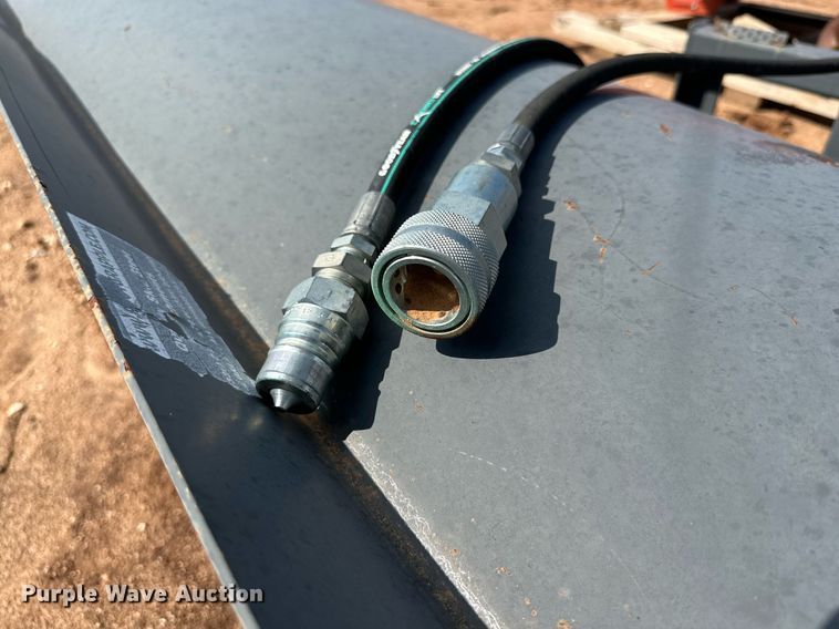 image for item IB9252 89" W skid steer broom