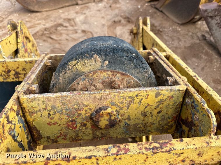 image for item IB9254 Roller cradle